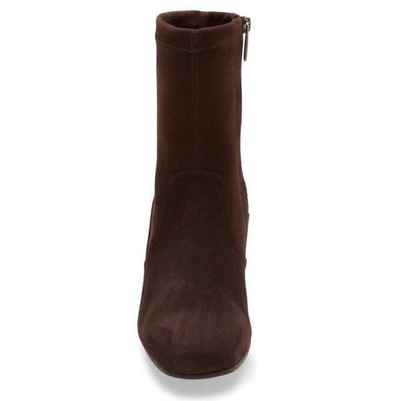 Lightly used Aquatalia Dayana Water Resistant Stretch Bootie, Size 6.5 - Picture 4 of 6